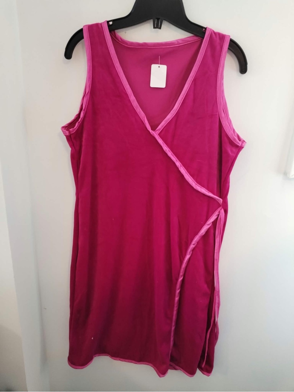 Women’s Y2K-Style Magenta Sleeveless Wrap-style Velvet Midi dress - M